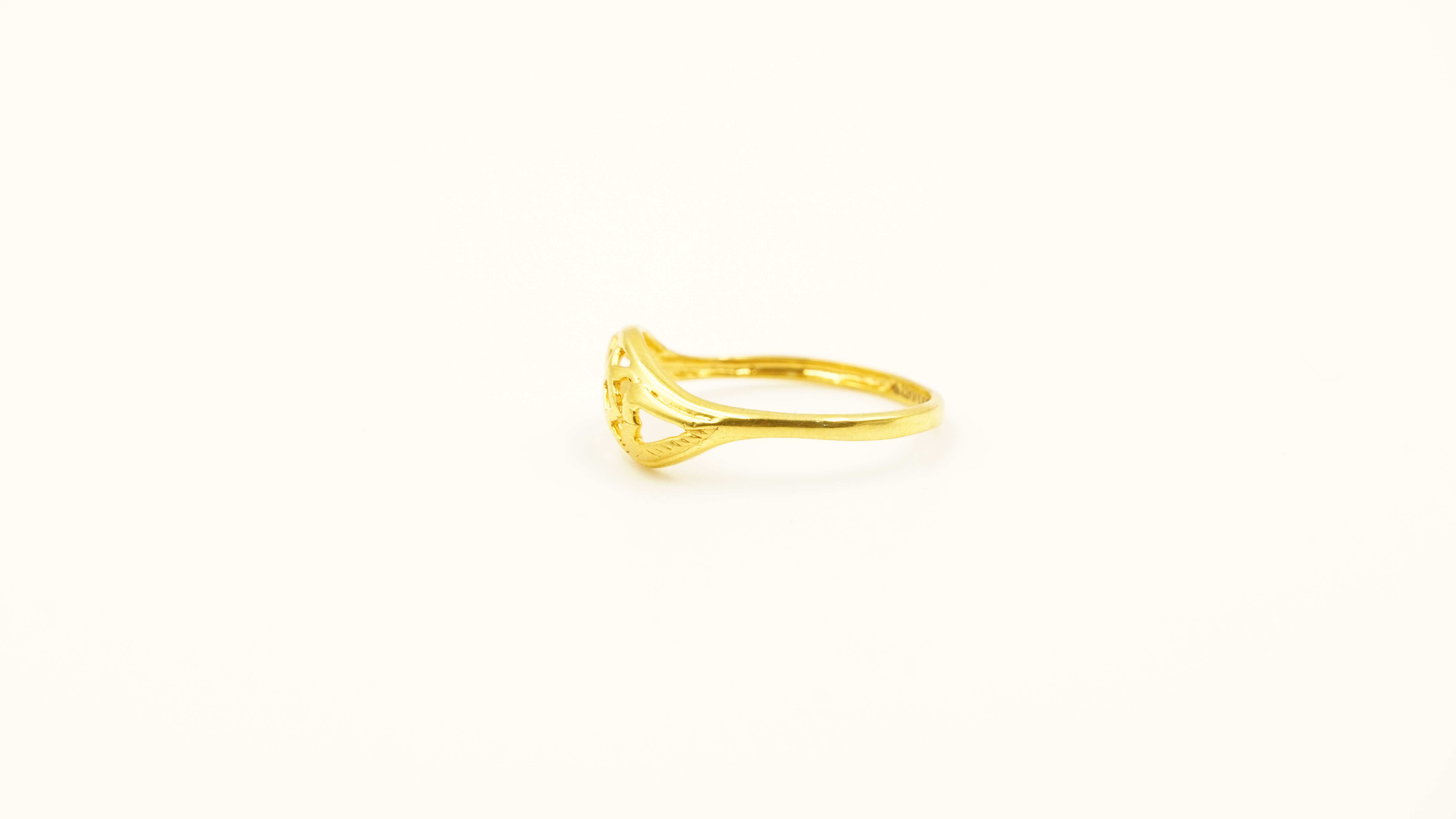 Swarnika Ladies Gold Ring 3 